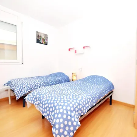 In Roses With Pool View Appartement