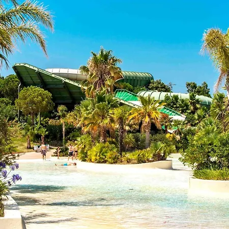 Appartement In Roses With Pool View